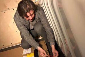 Нищук встречал грамоту в аэропорту Борисполя