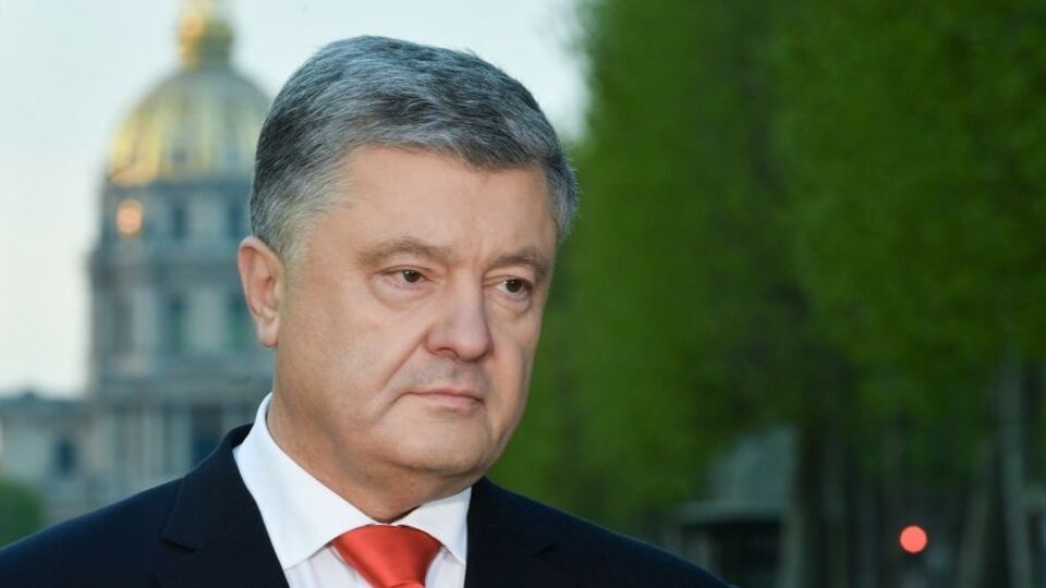 Порошенко: Количество стран для свободных путешествий для украинцев стремительно увеличивается