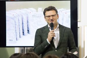 Кулеба отметил, что не будет работать в команде президента, который не станет придерживаться линии на вступление Украины в ЕС и НАТО
