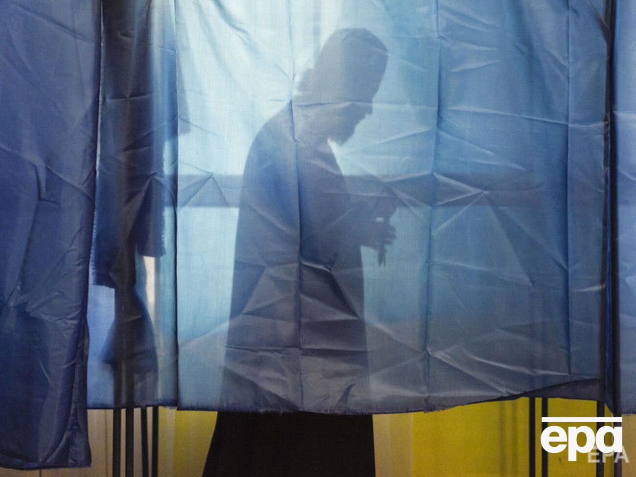 Украинцев призывают присоединиться к работе участковых избирательных комиссий