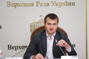 Березенко (на фото): Единственно правильная стратегия для кандидата в президенты Зеленского – это любыми средствами не допустить дебатов с Порошенко