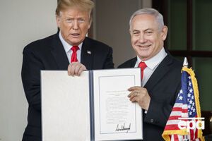 25 марта Трамп подписал прокламацию о признании суверенитета Израиля над аннексированной частью Голанских высот