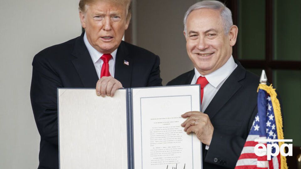 25 березня Трамп підписав прокламацію про визнання суверенітету Ізраїлю над анексованою частиною Голанських висот