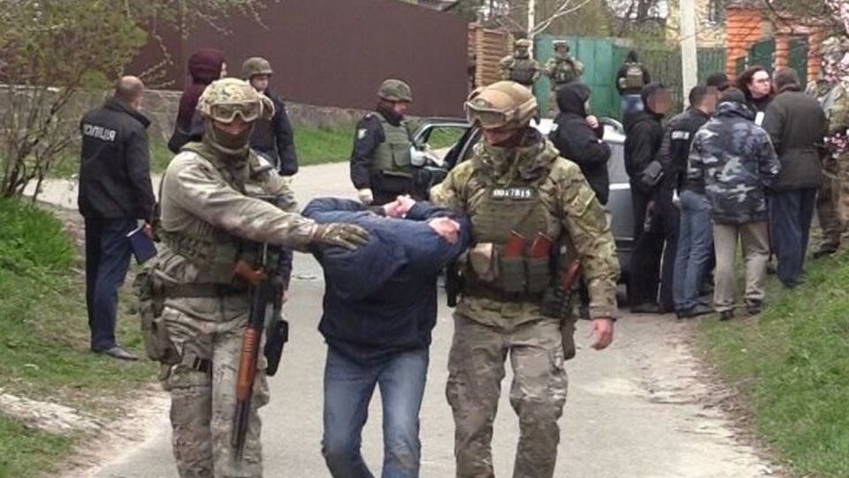 Зловмисників затримали 13 квітня