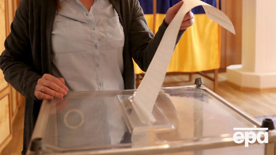 Второй тур выборов президента Украины пройдет 21 апреля