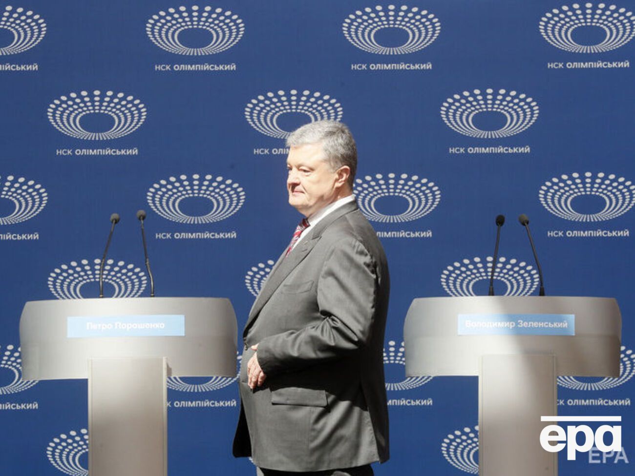 Порошенко готов прийти на "Олимпийский" 19 апреля