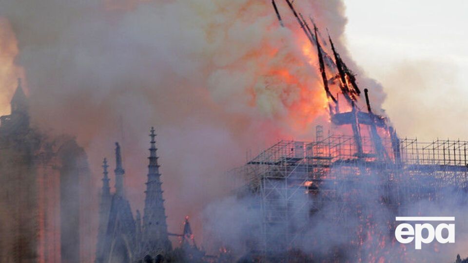 Пожежа спалахнула 15 квітня