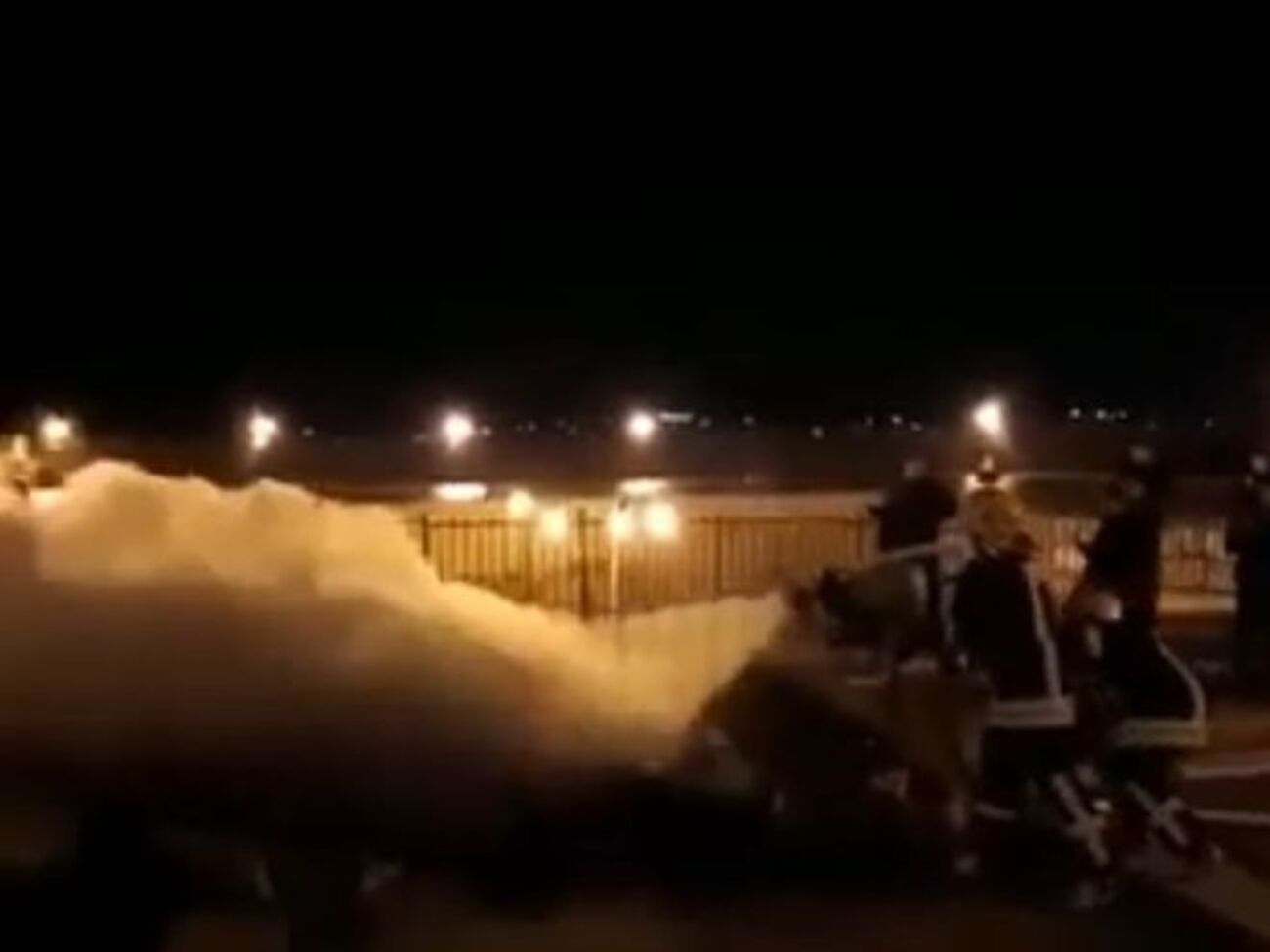 Сотрудники службы пожарной охраны нейтрализовали очаг возгорания