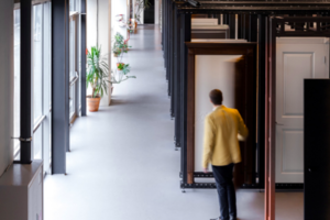 "Місто дверей" вирішило по-новому відкритися перед українським споживачем