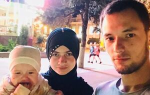 Близким Айвазова о его местонахождении не сообщили