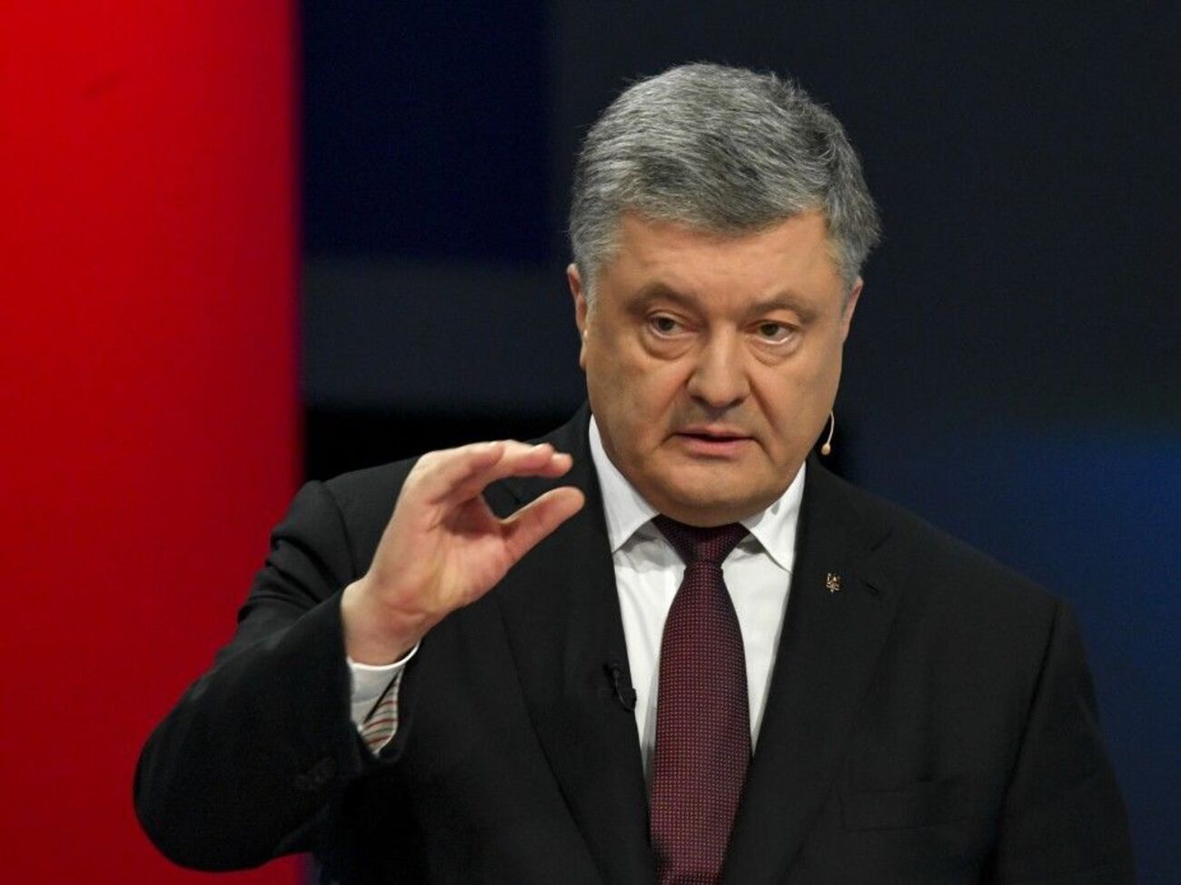 Порошенко: Зловживання у питаннях забезпечення військових житлом матимуть відповідну реакцію