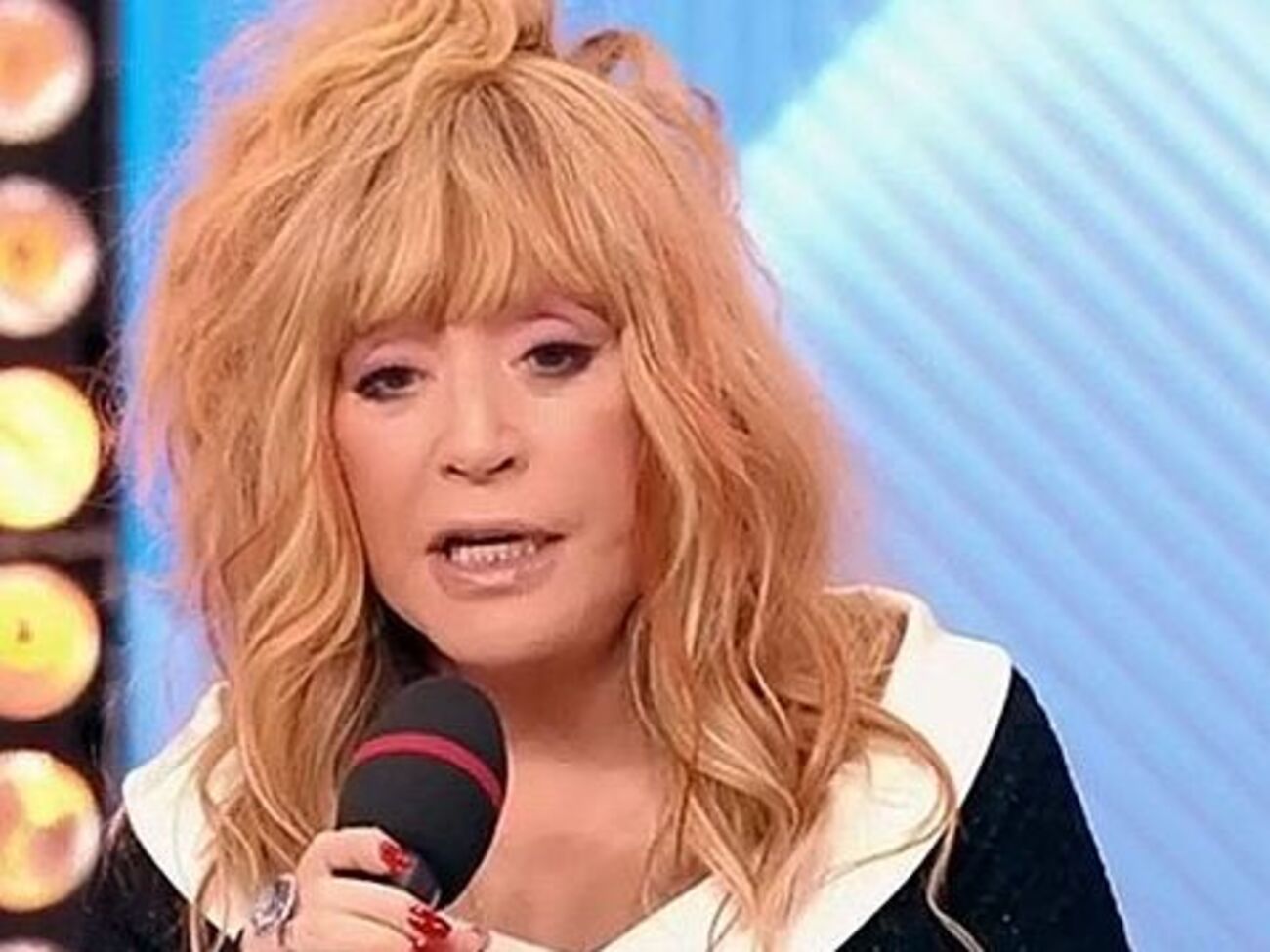 Пугачева&nbsp;&ndash; внуку:&nbsp;А давай мы фамилию тебе сменим, чтобы ты был не Пресняков, не Пугачев