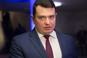 В отношении Сытника 16 апреля открыли два уголовных производства