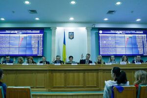 ЦВК: Відсутність дільничних виборчих комісій унеможливить організацію та проведення повторного голосування 21 квітня