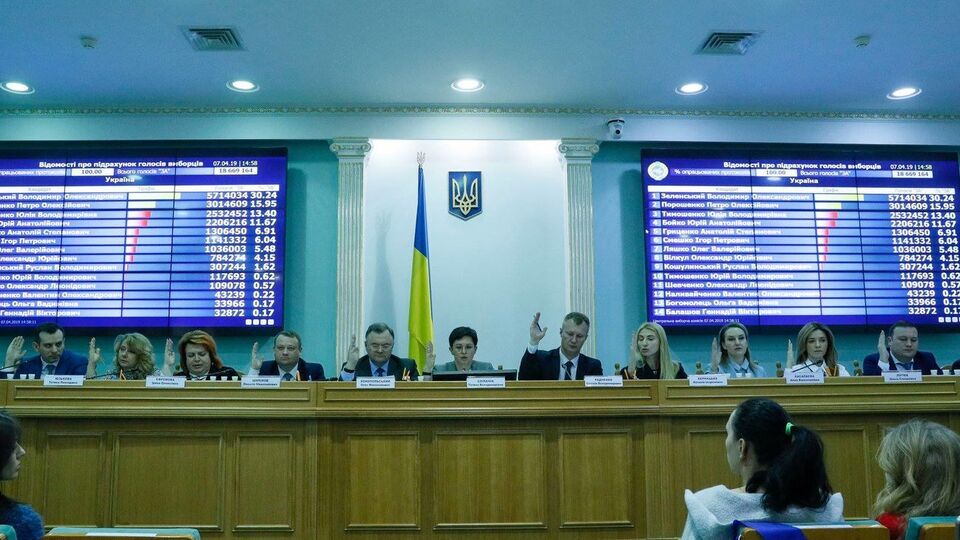 ЦВК: Відсутність дільничних виборчих комісій унеможливить організацію та проведення повторного голосування 21 квітня