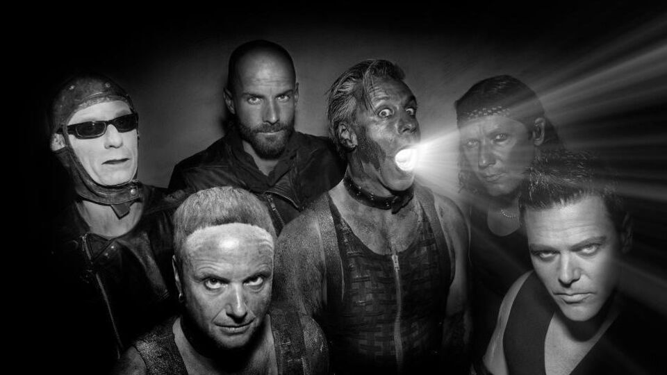 Rammstein представили отрывки новых песен