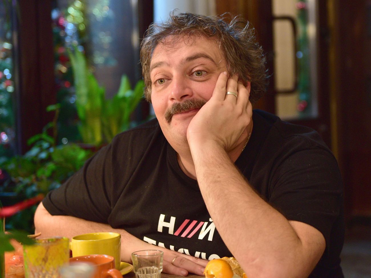 Быков находится в медикаментозной коме