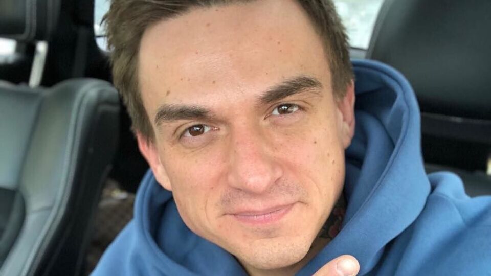 Топалов о сыне: Весь в маму! Тянется к миру и его познанию! Ну, или просто хочет сожрать глобус