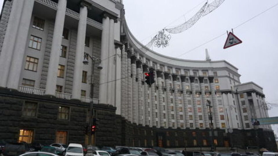Минэкономразвития пообещало провести оценку запрета на поставки нефти из РФ