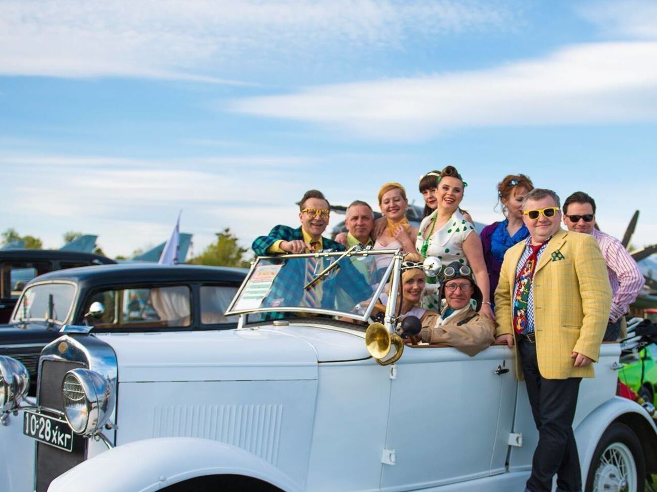 Посетители Old Car Land увидят старинные велосипеды, легковые авто, тяжелую военную и железнодорожную технику