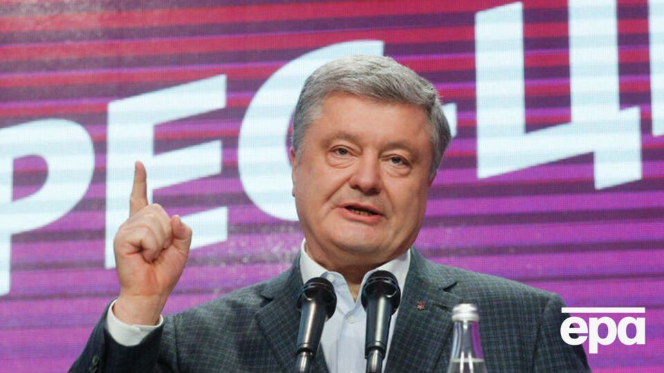 Реакция на звонки с голосом Порошенко у избирателей разная – от довольства до раздражения, отметил спикер штаба действующего президента Олег Медведев
