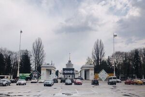 Боротьба за територію перед Експоцентром тривала вісім років