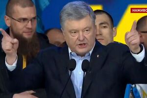 Порошенко виступає на дебатах на "Олімпійському"
