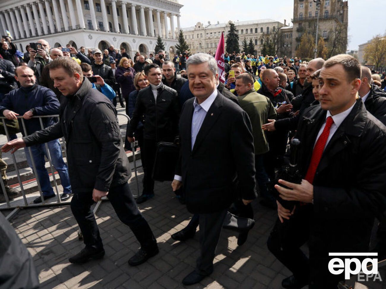 Порошенко вирушив на Супільне