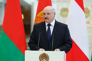 Лукашенко: День единения народов Беларуси и России символизирует твердую приверженность наших стран многовековой дружбе