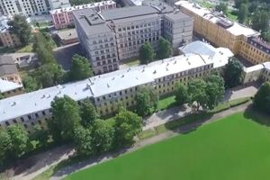 Вибух стався під час занять на другому поверсі одного з навчальних корпусів