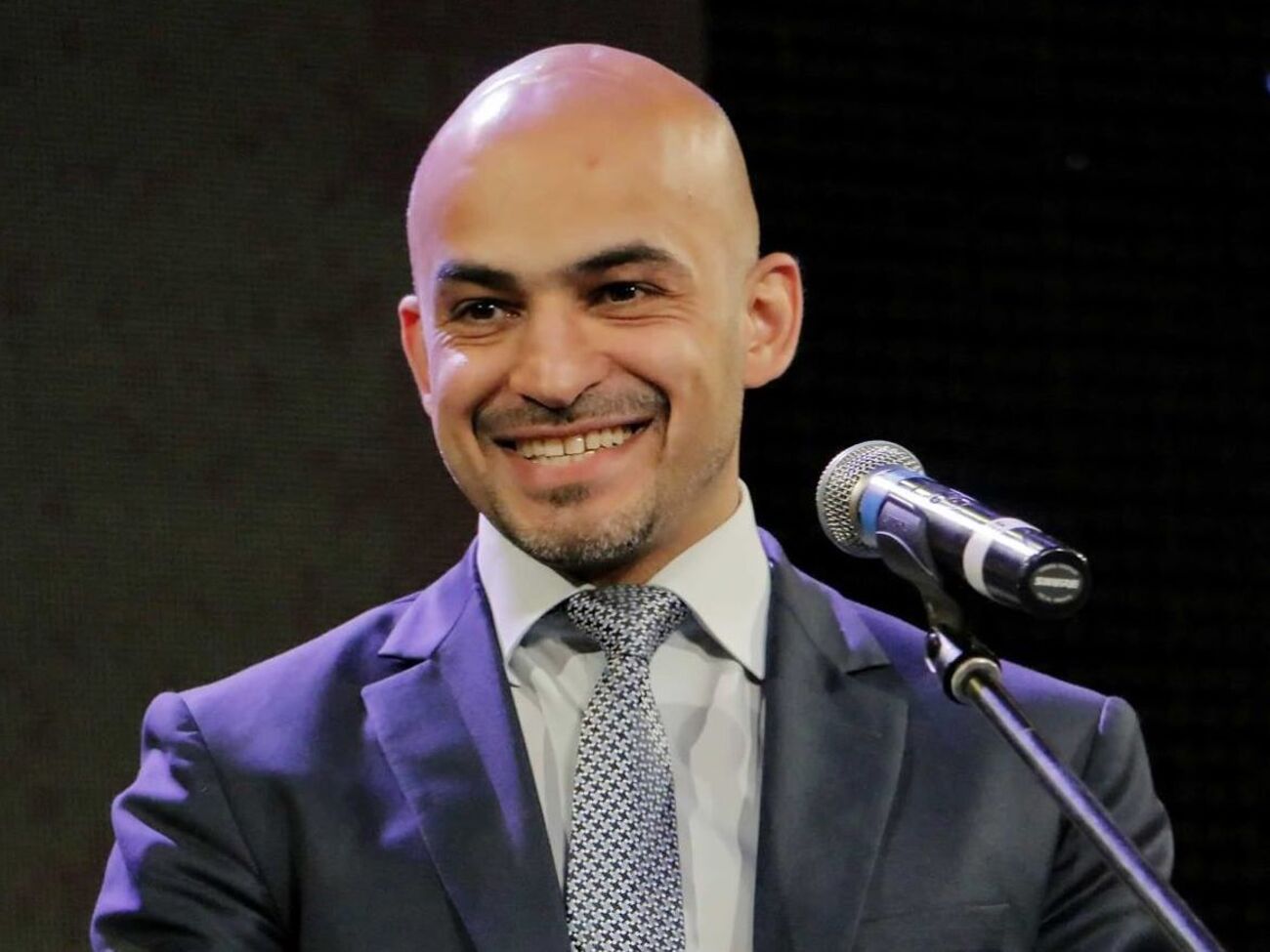 Порошенко потерпел унизительное поражение в Одессе и Харькове. Кернес и Труханов "кинули" его так же, как Януковича