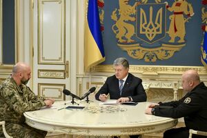 Кривонос презентував Порошенку пропозиції щодо реформування оборонного сектору
