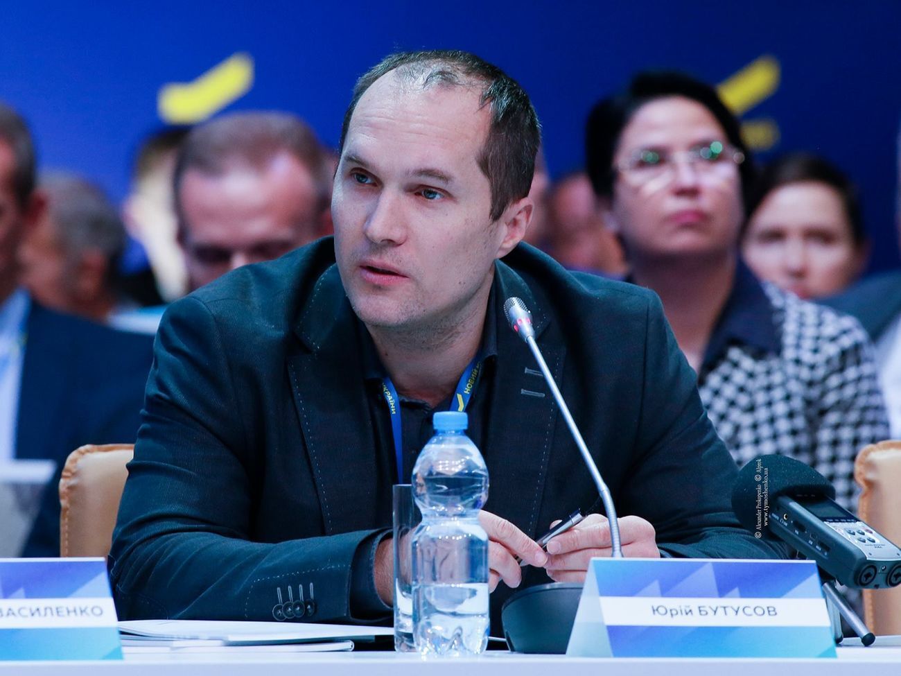 Бутусов підкреслив, що його не повідомили про засідання суду