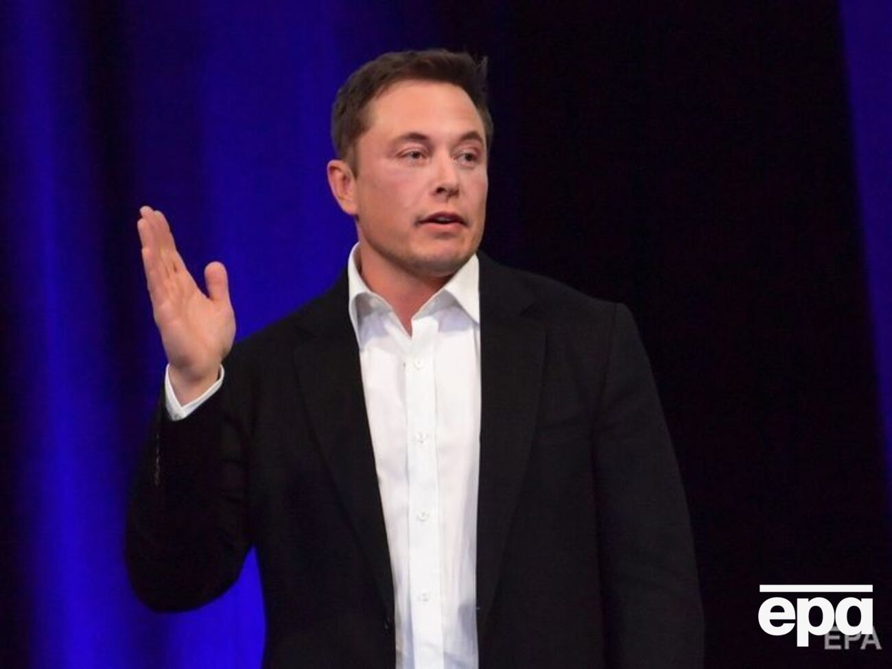 Маск использует русский язык не первый раз