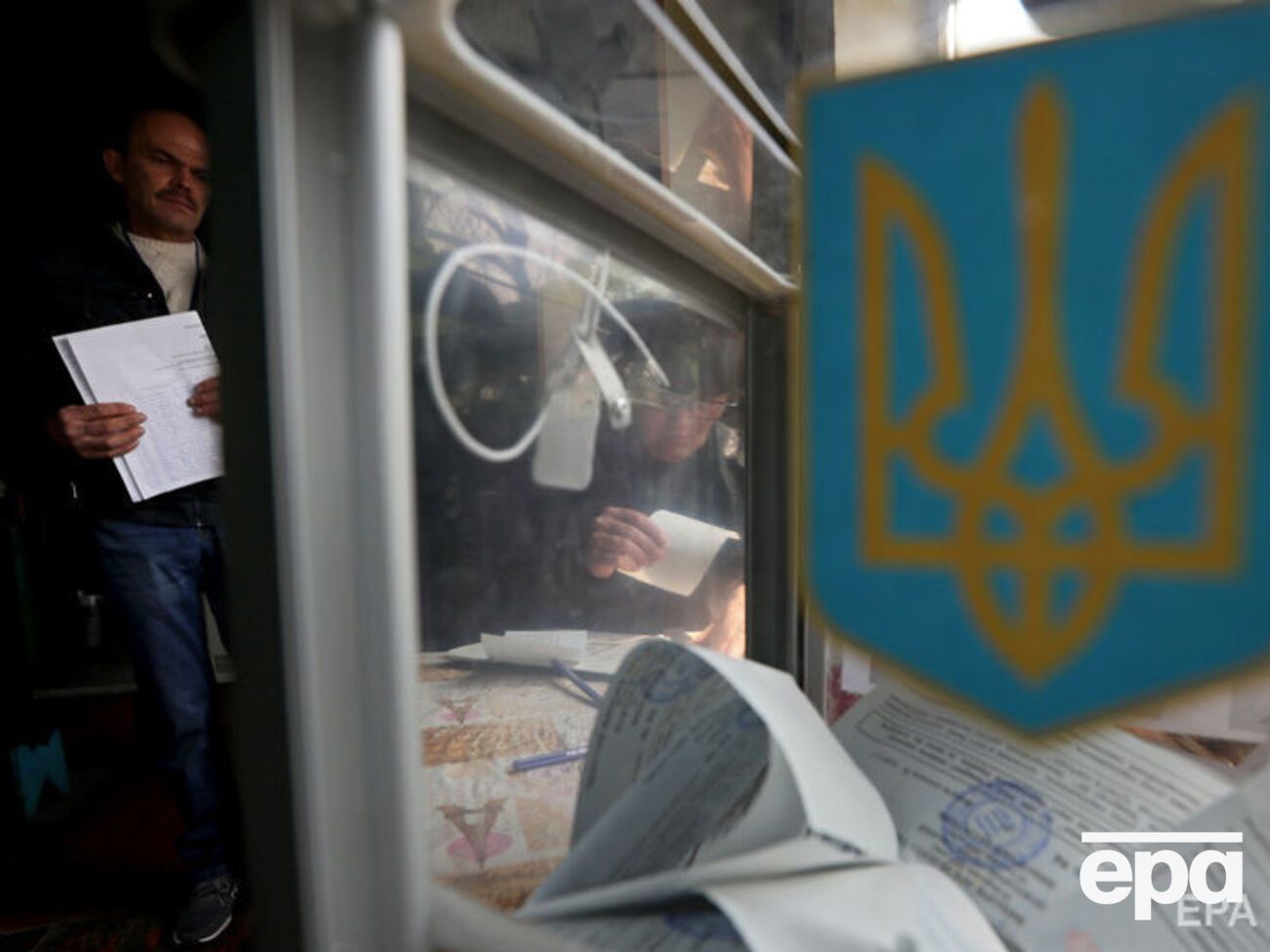 Сегодня в Украине проходит второй тур президентских выборов