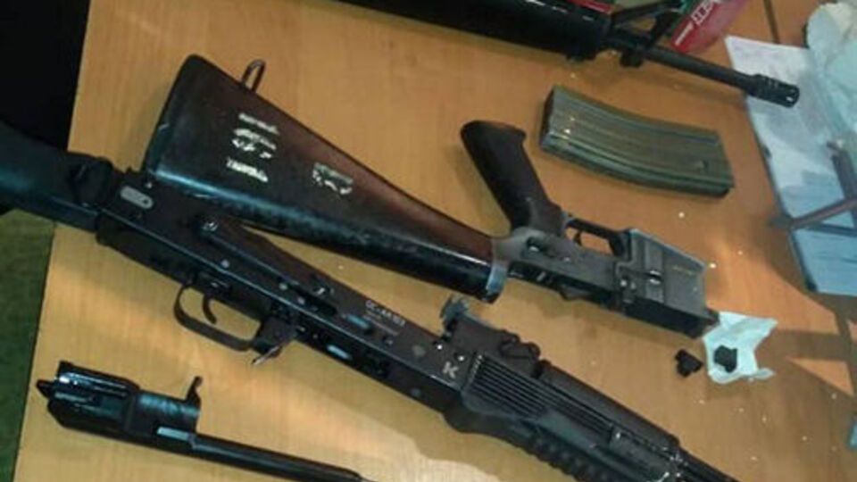 Правоохоронці передали вилучене на експертизу
