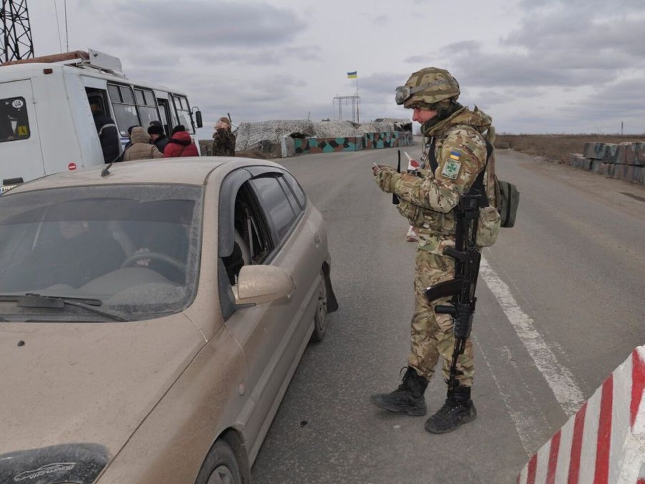 Про опитування російських прикордонників у ДПСУ повідомляють кримчани, які їдуть на територію материкової України