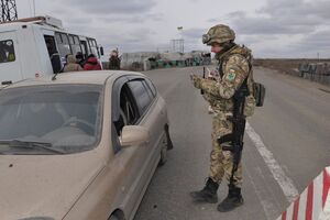 Про опитування російських прикордонників у ДПСУ повідомляють кримчани, які їдуть на територію материкової України