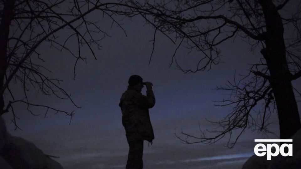 Одного українського військового поранено