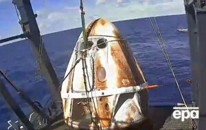 8 березня Crew Dragon успішно приводнився в Атлантичному океані