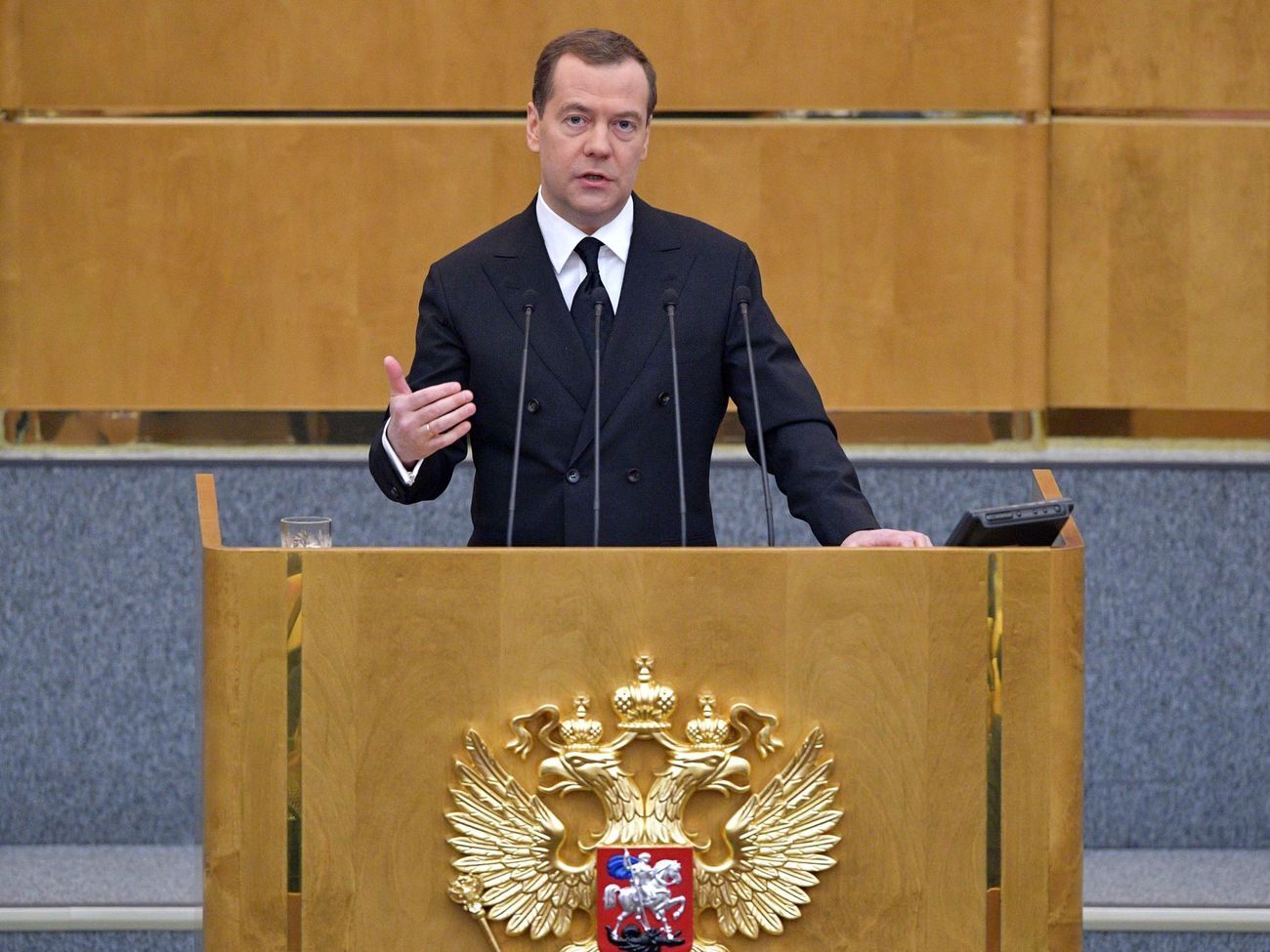 Медведев: Результат показал явный запрос на новые подходы при решении проблем Украины