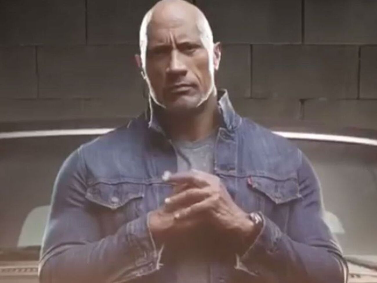 Спецагент об'єднається зі злочинцем заради боротьби зі злом