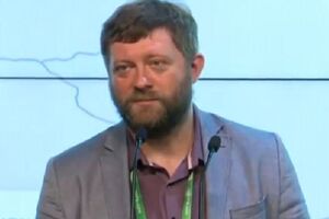 Корнієнко підкреслив, що після остаточного підрахунку ЦВК вони будуть з'ясовувати, звідки взялися розбіжності