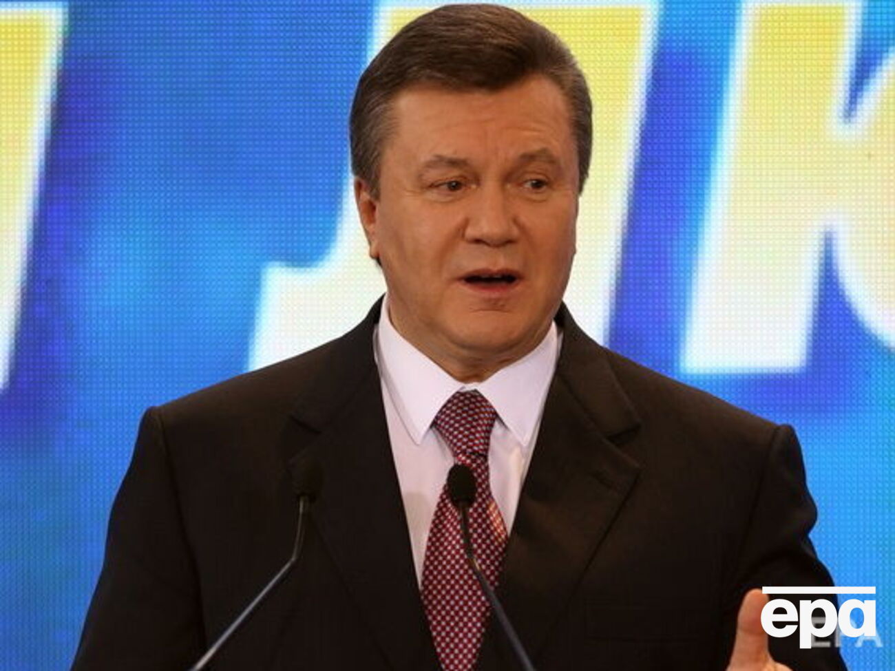 Засуджений в Україні за держзраду Янукович вирішив привітати Зеленського
