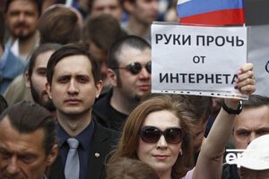Подготовка и принятие закона об автономном интернете в РФ сопровождалась протестами