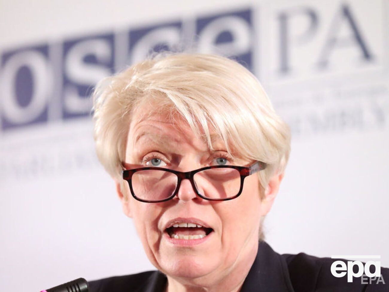 Барнетт: Теперь Украине необходимо сосредоточиться на дальнейшем экономическом развитии