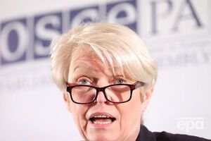 Барнетт: Теперь Украине необходимо сосредоточиться на дальнейшем экономическом развитии