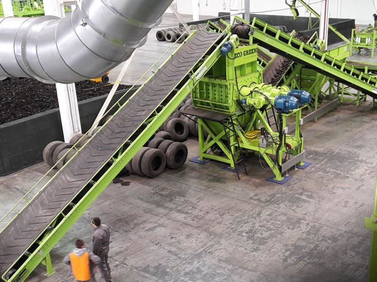 НАБУ проверяет причастность руководства ФФУ к махинациям при производстве искусственных покрытий для футбольных полей