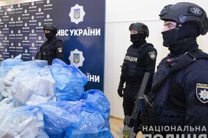 Журналістам показали вилучений героїн
