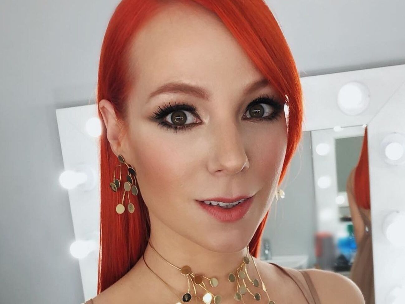 Тарабарова:&nbsp;Я четко понимаю, ради чего надо плодотворно работать нам всем, всей страной. Ради нашего будущего. Чтобы нашим&nbsp;детям жилось лучше